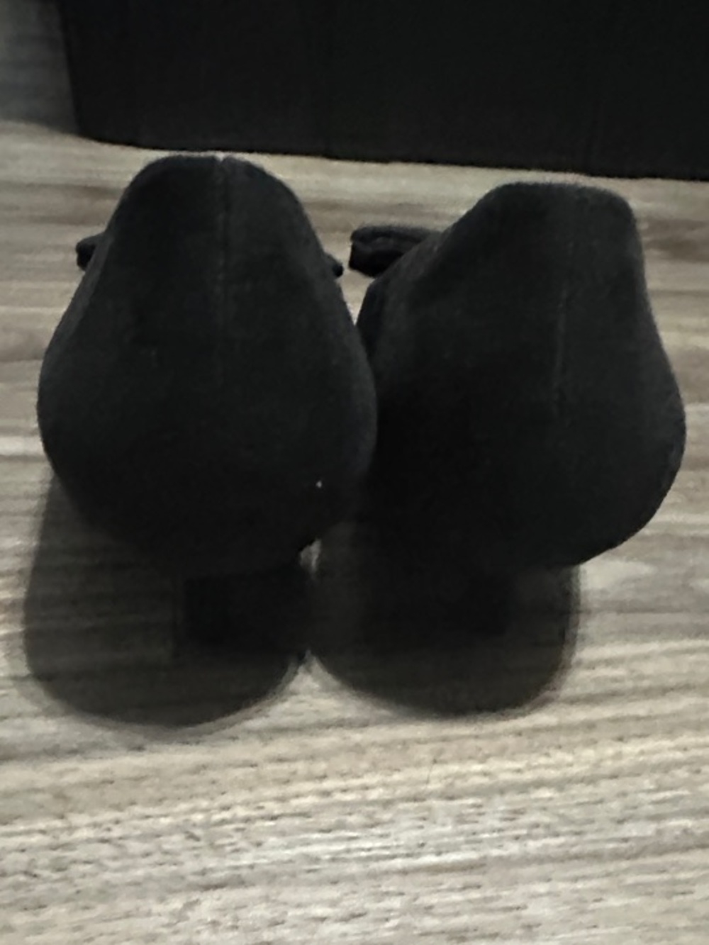Journee Collection Black Bow Pointed Kitten Heels. - Picture 5 of 10